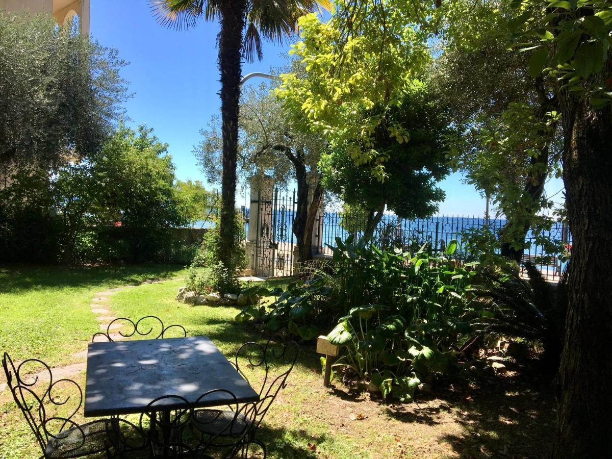 Casa Vacanze Gabbianella Villa Con Giardino Lungolago Maderno Toscolano Maderno Buitenkant foto