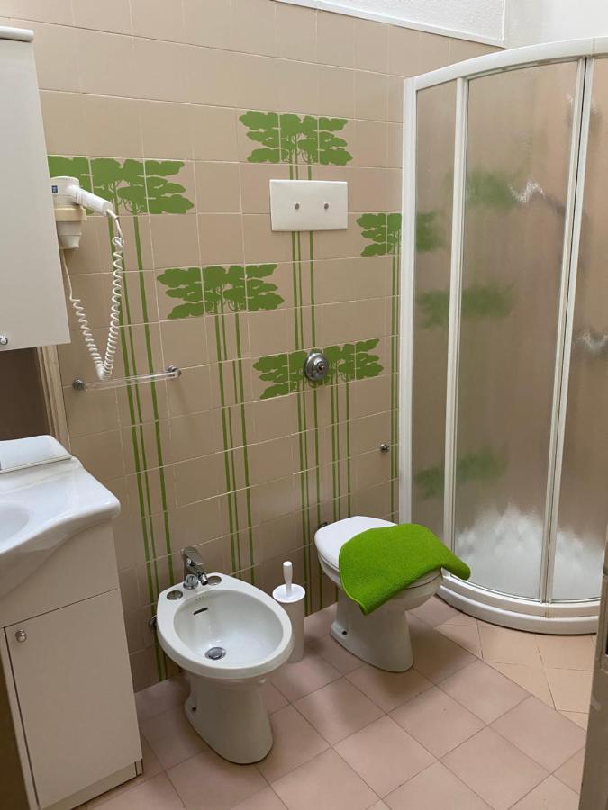 Casa Vacanze Gabbianella Villa Con Giardino Lungolago Maderno Toscolano Maderno Buitenkant foto