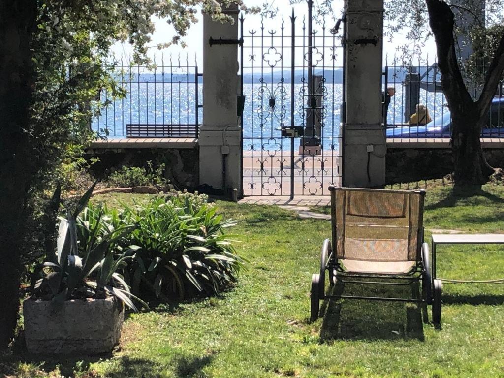 Casa Vacanze Gabbianella Villa Con Giardino Lungolago Maderno Toscolano Maderno Buitenkant foto